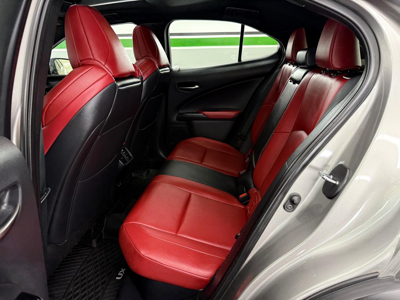 2021 Lexus UX UX 250h F SPORT 2 - Photo #13