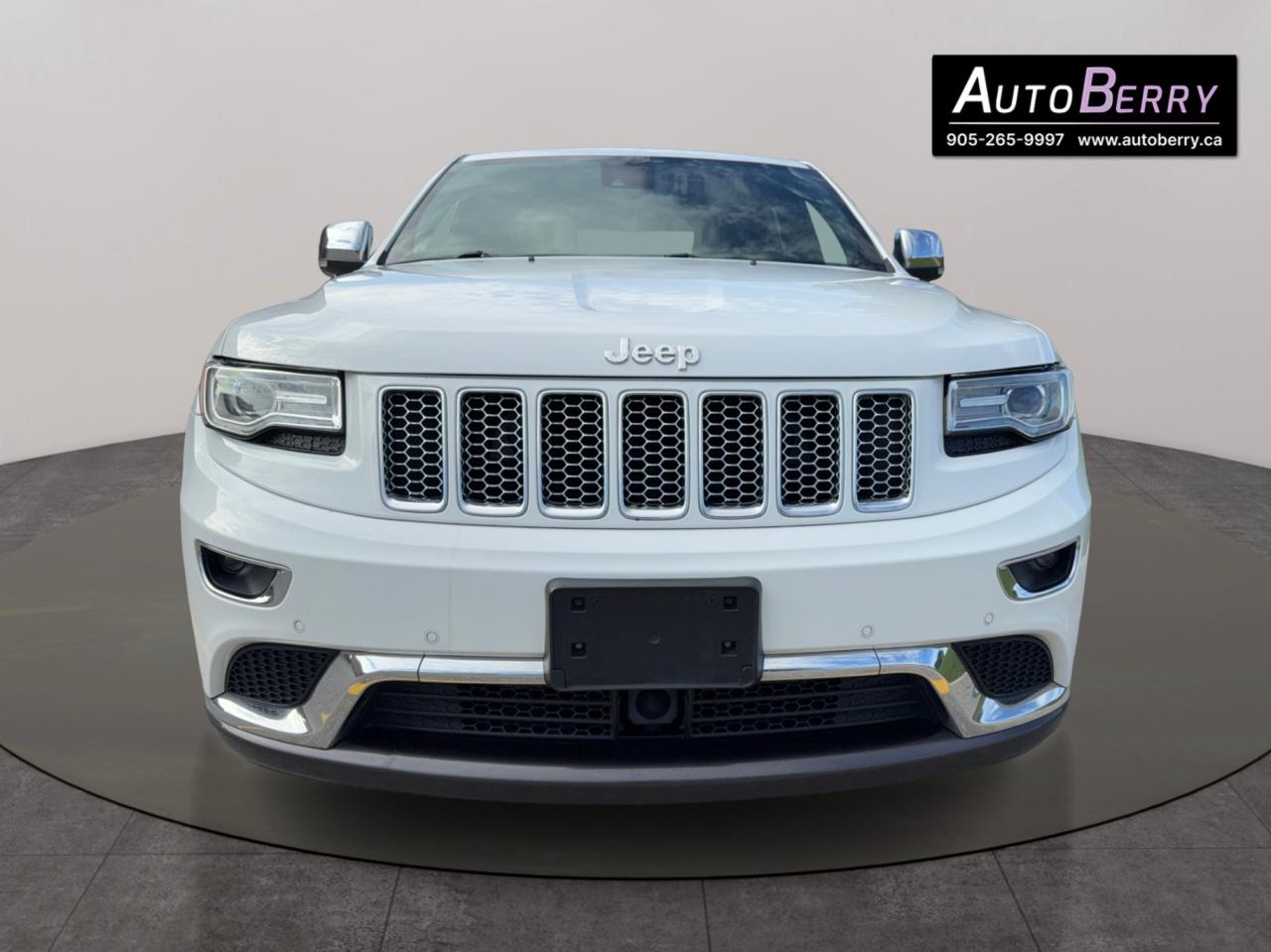 2014 Jeep Grand Cherokee Summit Photo2