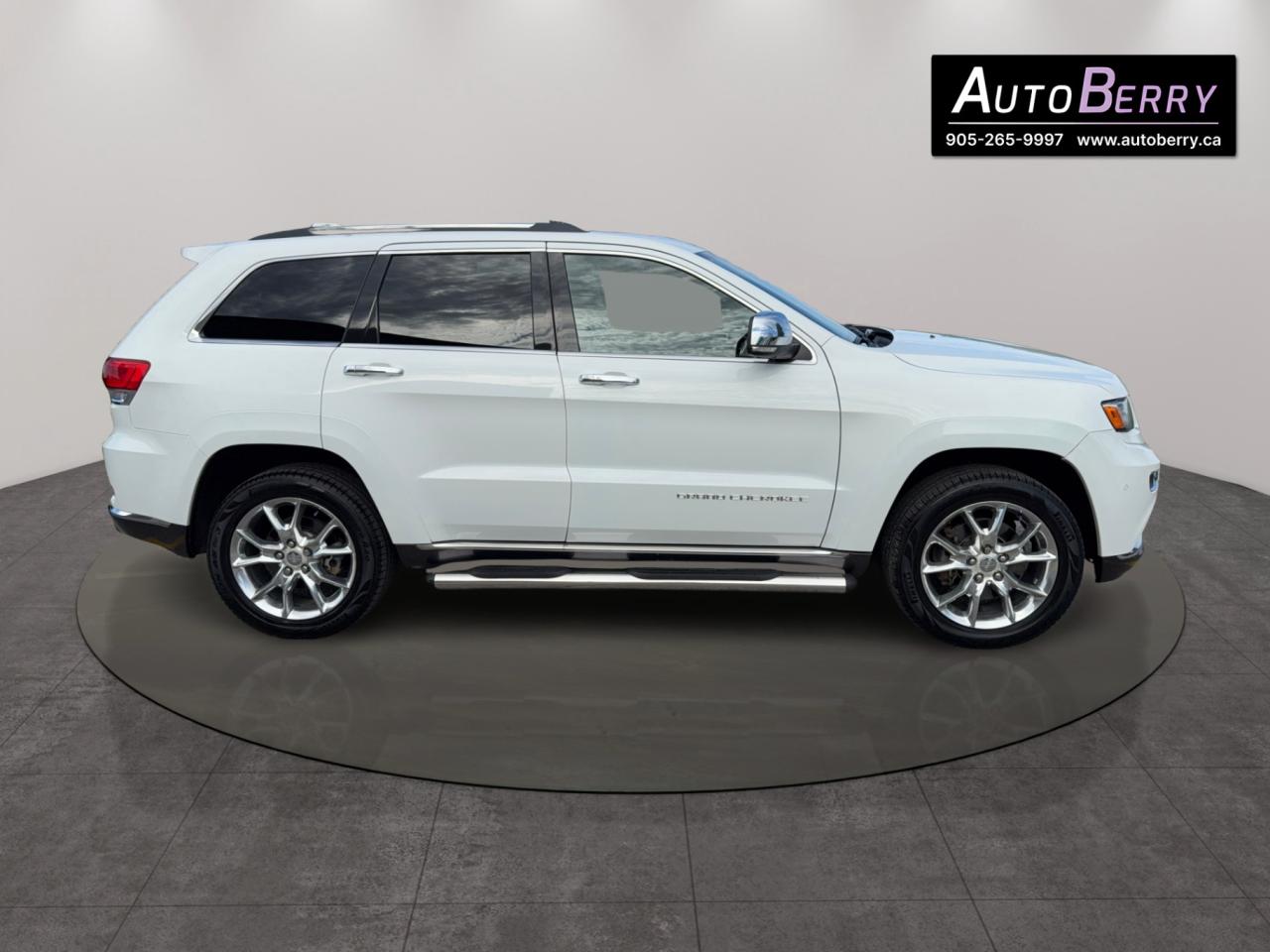 2014 Jeep Grand Cherokee Summit Photo