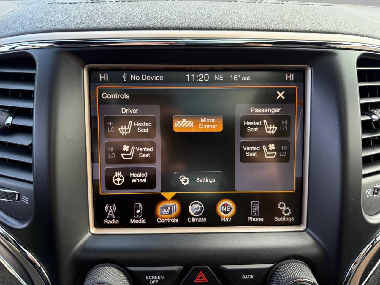 2014 Jeep Grand Cherokee Summit Photo