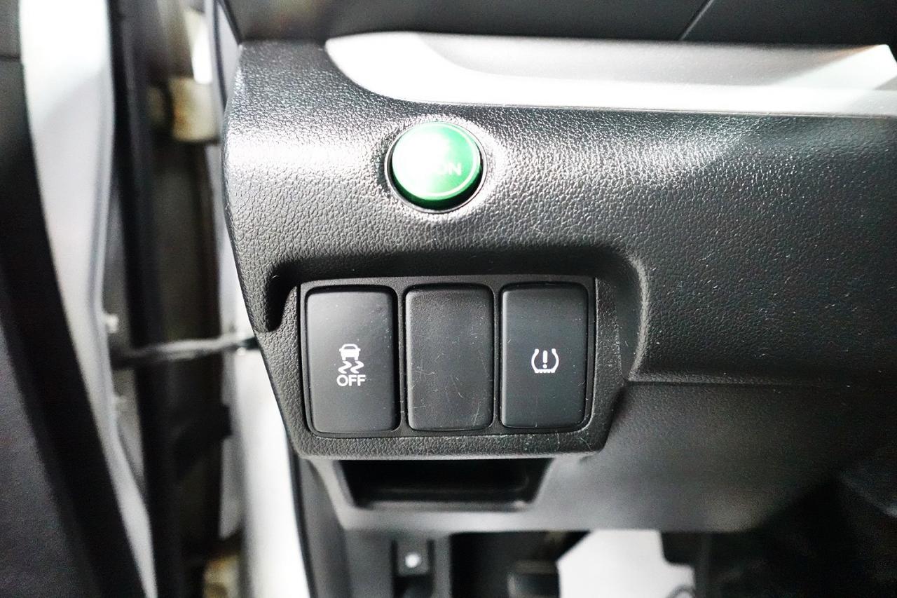 2014 Honda CR-V LX MODEL,ALL SERVICE RECORDS,WELL MAINTAIN,AWD Photo