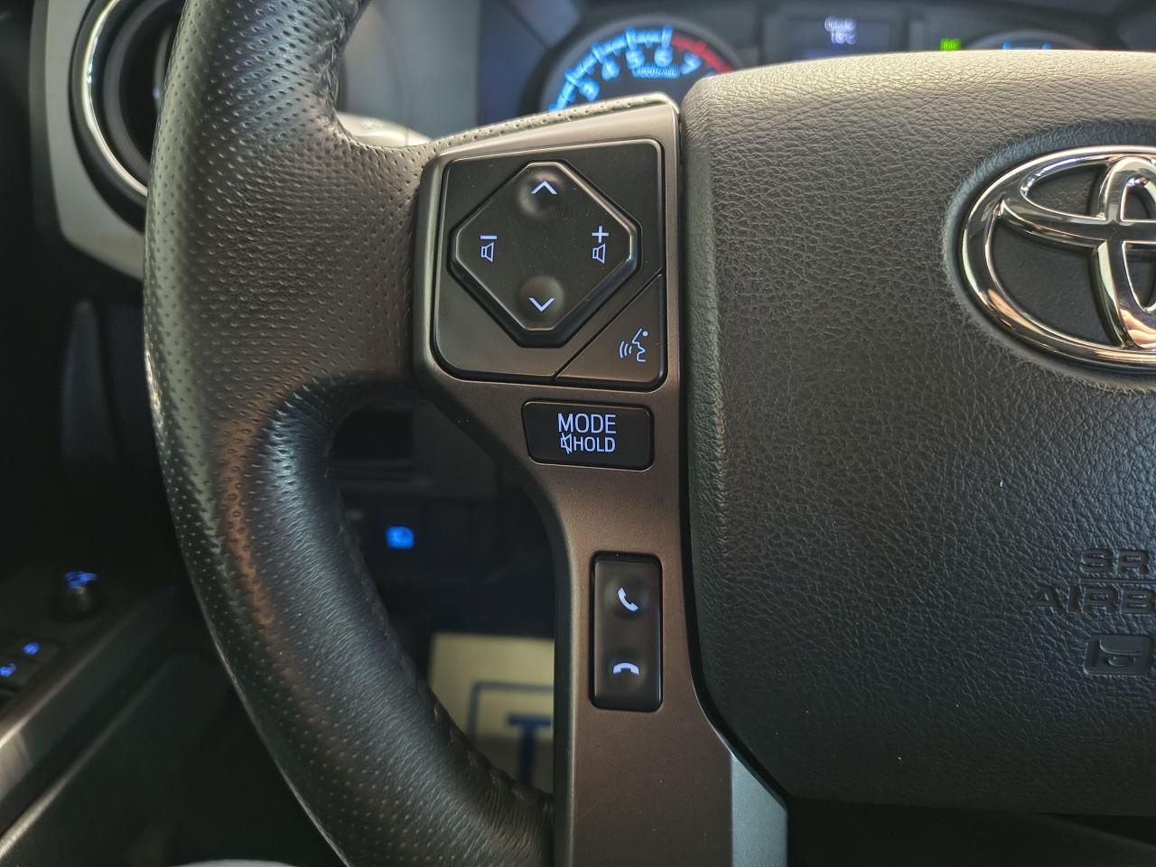 2019 Toyota Tacoma TRD SPORT 4X4 Photo0
