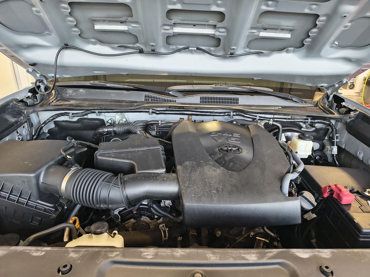 2019 Toyota Tacoma TRD SPORT 4X4 Photo0