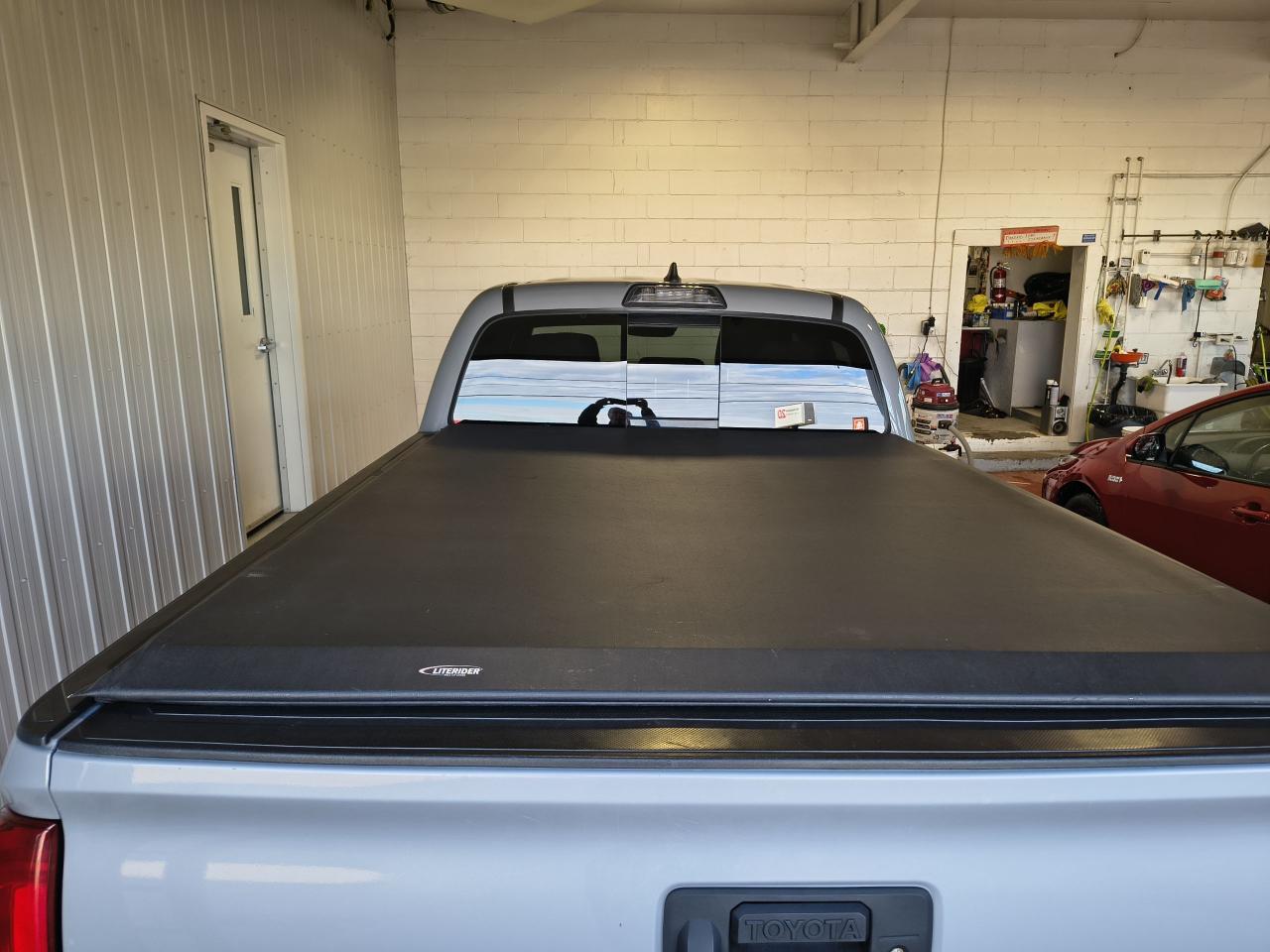 2019 Toyota Tacoma TRD SPORT 4X4 Photo0
