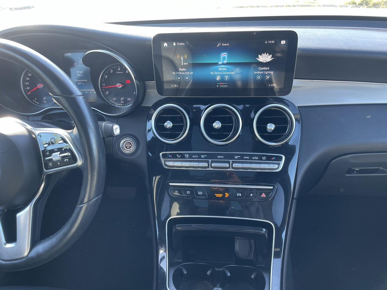 2022 Mercedes-Benz GLC-Class GLC300 4MATIC - Photo #13