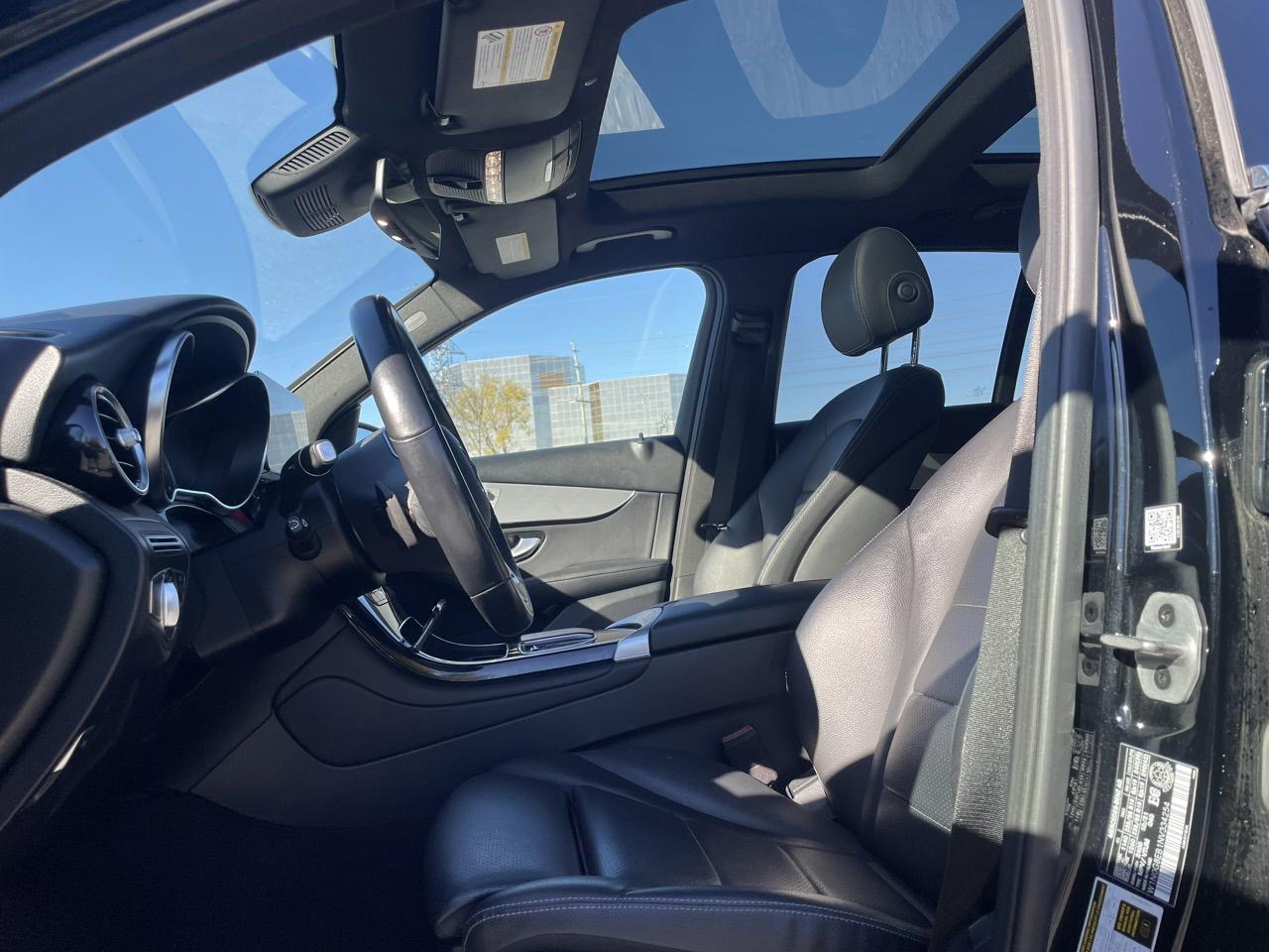 2022 Mercedes-Benz GLC-Class GLC300 4MATIC Photo