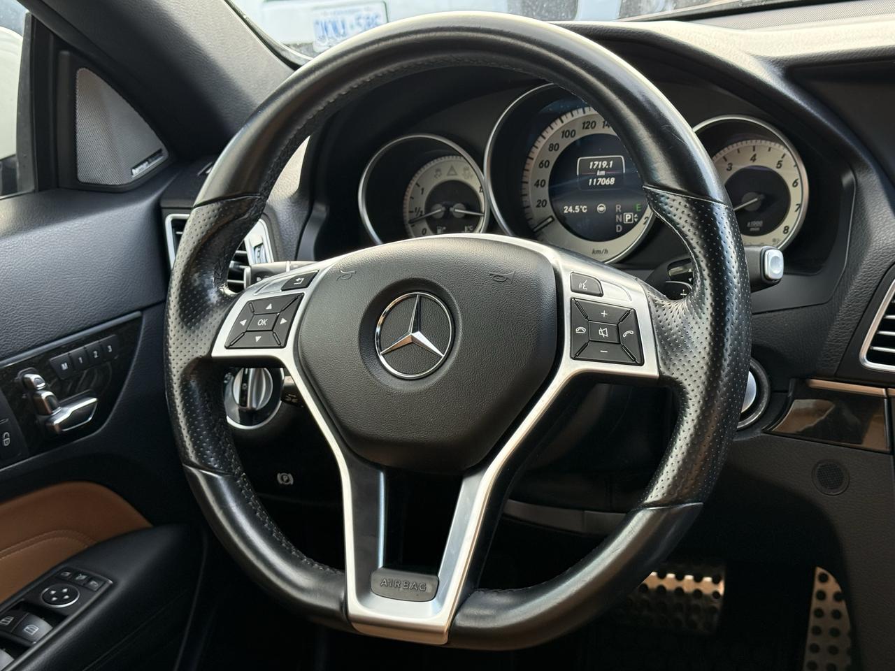 2016 Mercedes-Benz E-Class E 400 Photo