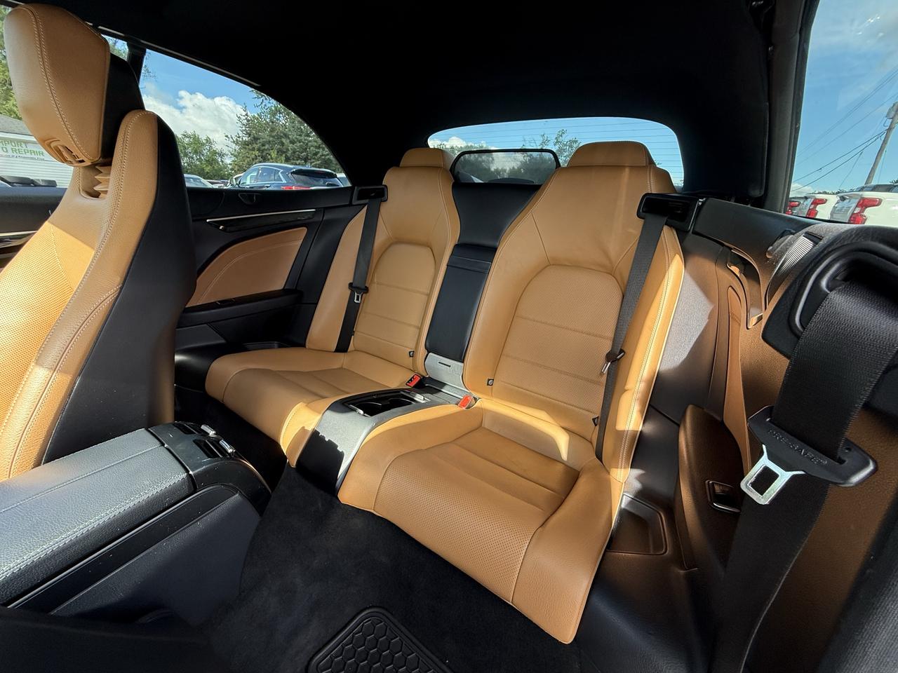 2016 Mercedes-Benz E-Class E 400 Photo
