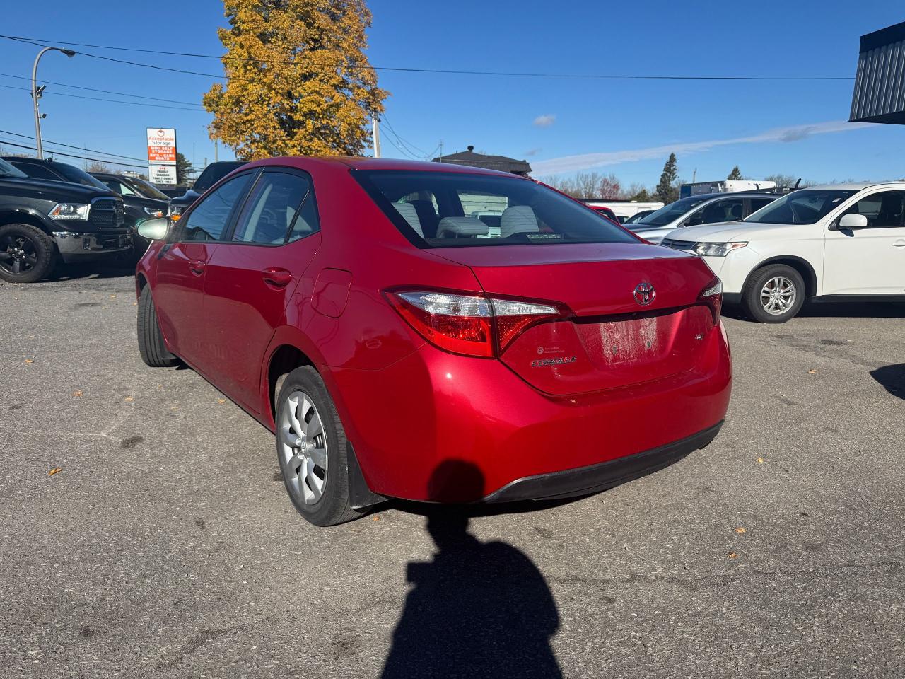 2015 Toyota Corolla 4dr Sdn CVT LE - Photo #2