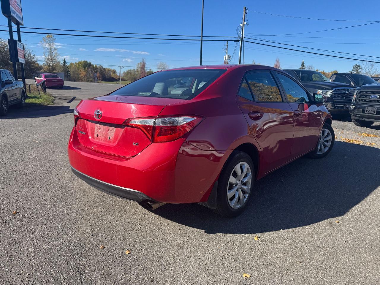 2015 Toyota Corolla 4dr Sdn CVT LE - Photo #4