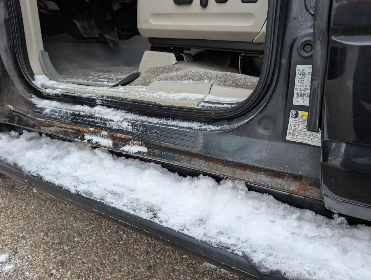 2011 Ford Expedition Limited 4WD Photo