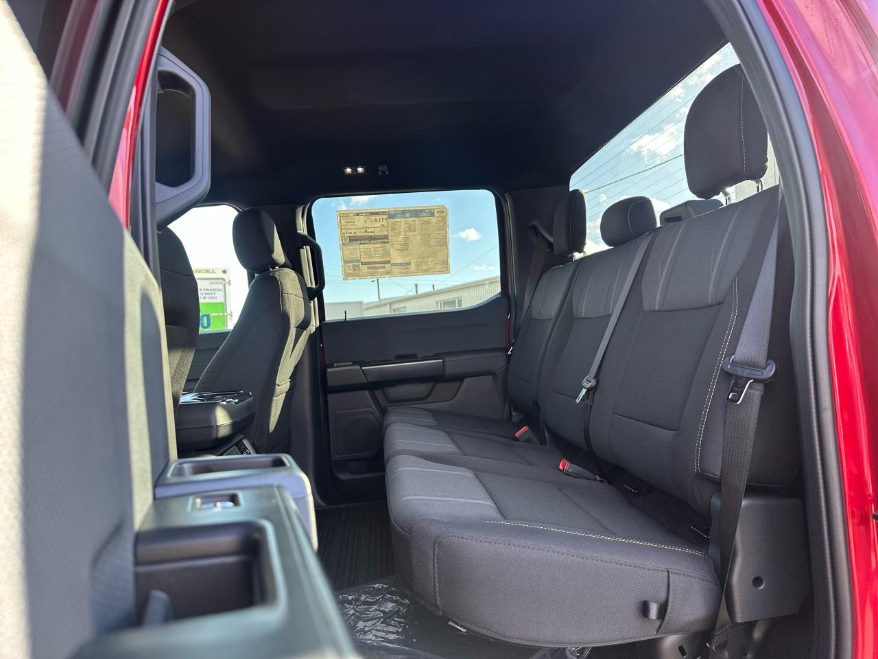 2025 Ford F-150 STX 4WD SuperCrew 5.5' Box Photo5