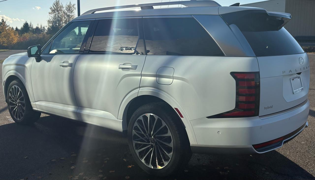 2026 Hyundai PALISADE ULTIMATE CALLIGRAPHY HEV Photo