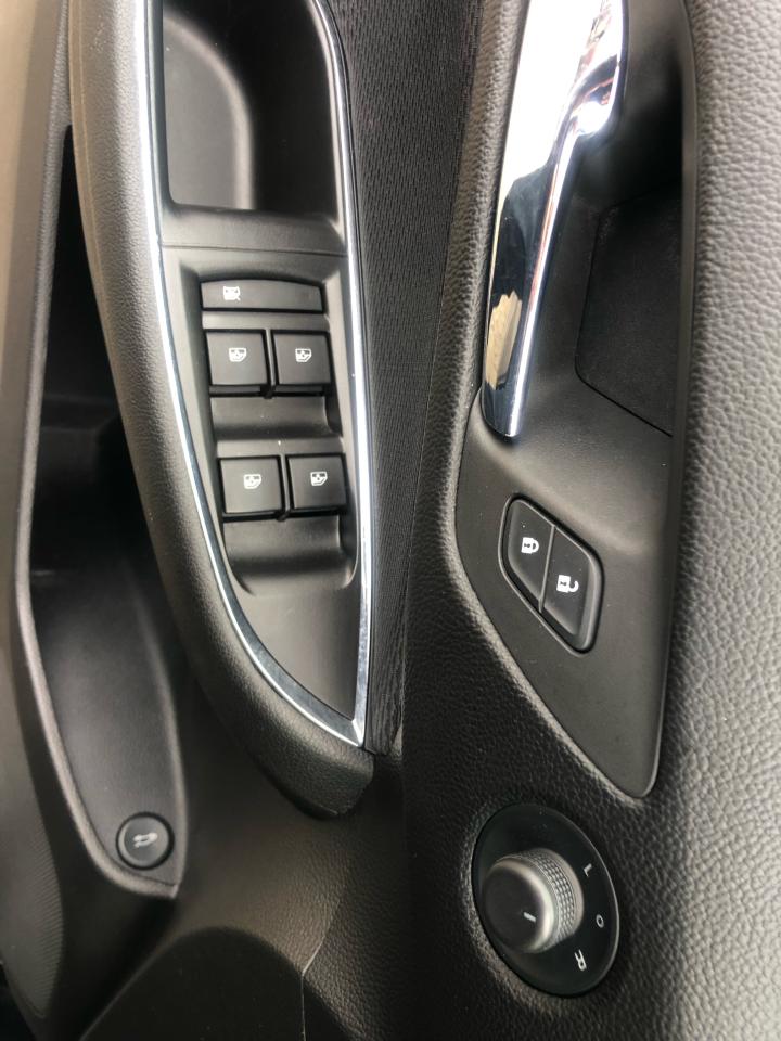 2018 Chevrolet Cruze LT - Photo #13