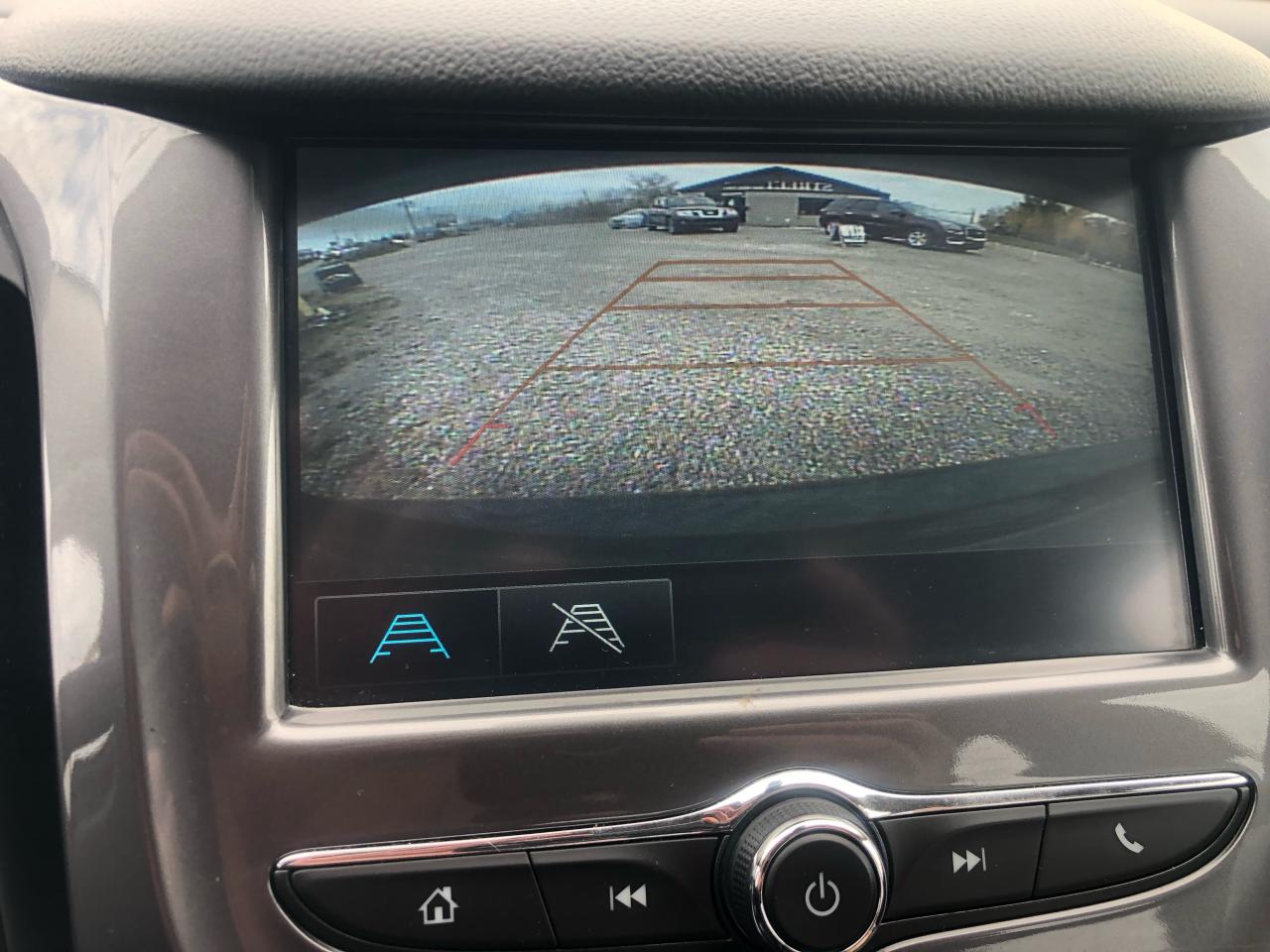 2018 Chevrolet Cruze LT - Photo #10