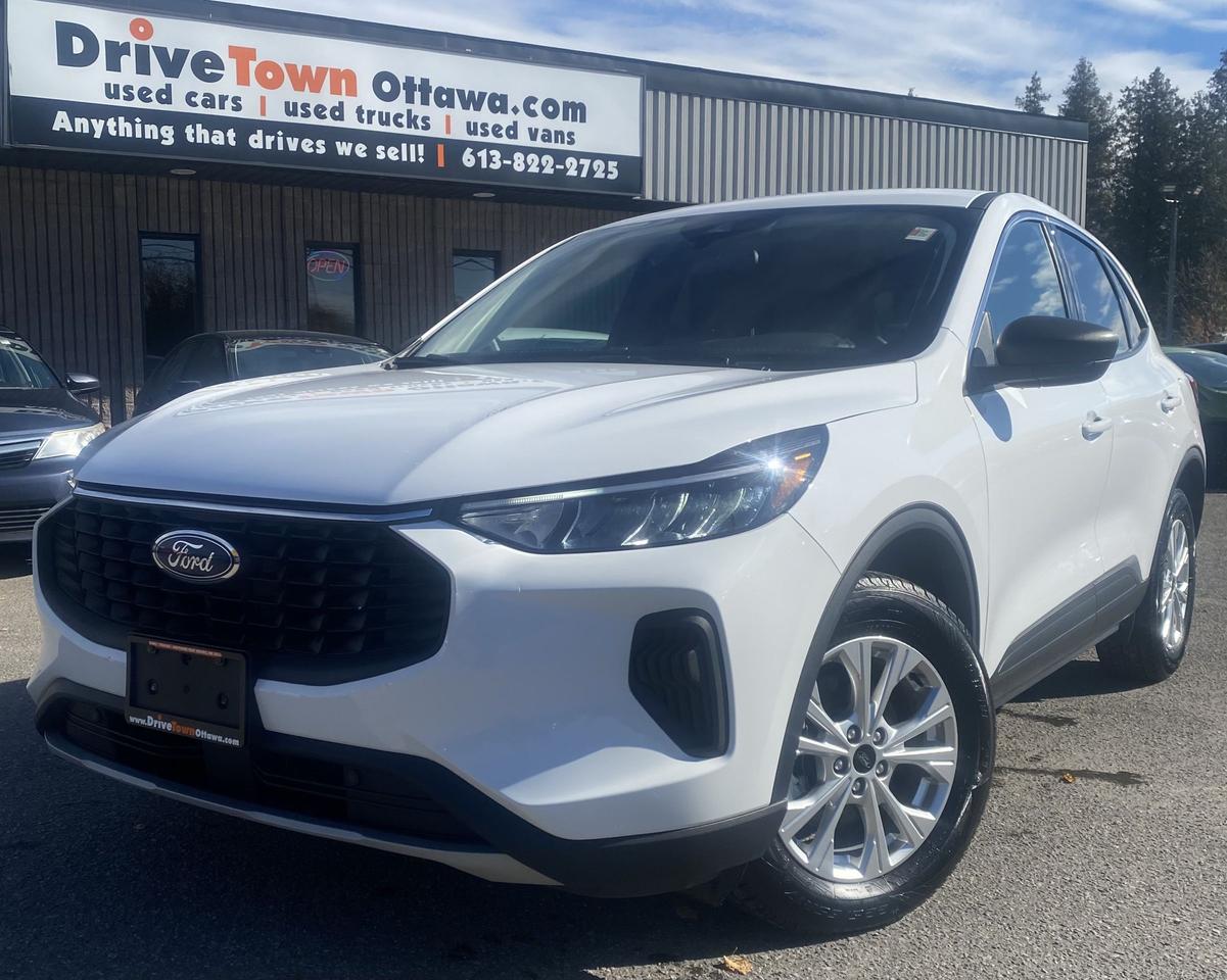 <p data-start=0 data-end=479><strong data-start=0 data-end=49>2023 Ford Escape ACTIVE AWD &ndash; ONLY 83,415 KM!</strong><br data-start=49 data-end=52>LIKE NEW &ndash; CAPABLE, STYLISH & READY FOR ALL-SEASONS ACTION!<br data-start=111 data-end=114>TURBO 1.5 L ECOBOOST + 8-SPEED AUTO, ALL-WHEEL DRIVE FOR TRACTION IN ANY WEATHER.<br data-start=233 data-end=236>ACTIVE TRIM WITH MODERN FEATURES: HEATED FRONT SEATS, BACK-UP CAMERA, BLIND SPOT MONITORING, APPLE CARPLAY/ANDROID AUTO.<br data-start=356 data-end=359>PERFECT FOR DAILY DRIVES, FAMILY RUNS OR WEEKEND GETAWAYS &ndash; READY FOR YOUR NEXT ADVENTURE!<br data-start=449 data-end=452>EASY FINANCING AVAILABLE!</p><p data-start=481 data-end=547><strong data-start=481 data-end=545>ADVERTISED PRICE IS OUR FINANCE PRICE, CASH PRICE MAY DIFFER</strong></p><p>&nbsp;</p><p data-start=549 data-end=746>DRIVETOWNOTTAWA.COM &ndash; COME VISIT US / VENEZ NOUS VISITER!<br data-start=606 data-end=609><strong data-start=609 data-end=744>TAXES AND LICENSING ARE EXTRA. FINANCING CHARGES ARE APPLICABLE (BANK FINANCING FEE, PPSA, INTEREST). QUEBEC SAFETY FEE APPLICABLE.</strong></p>
