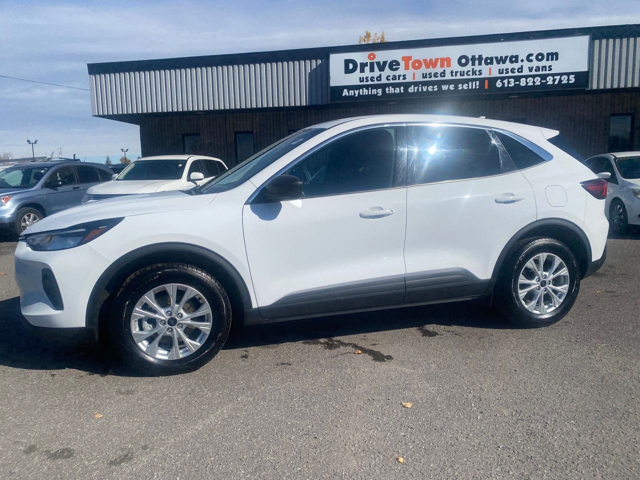 2023 Ford Escape Active AWD Photo4