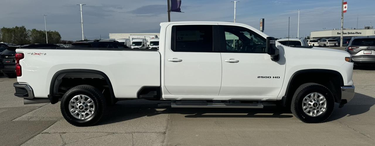 2024 Chevrolet Silverado 2500 4WD Crew Cab 172" LT Photo
