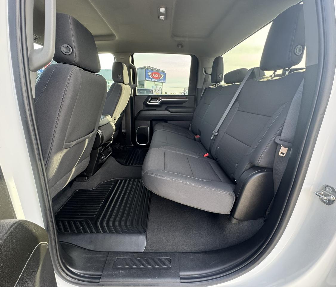 2024 Chevrolet Silverado 2500 4WD Crew Cab 172" LT Photo