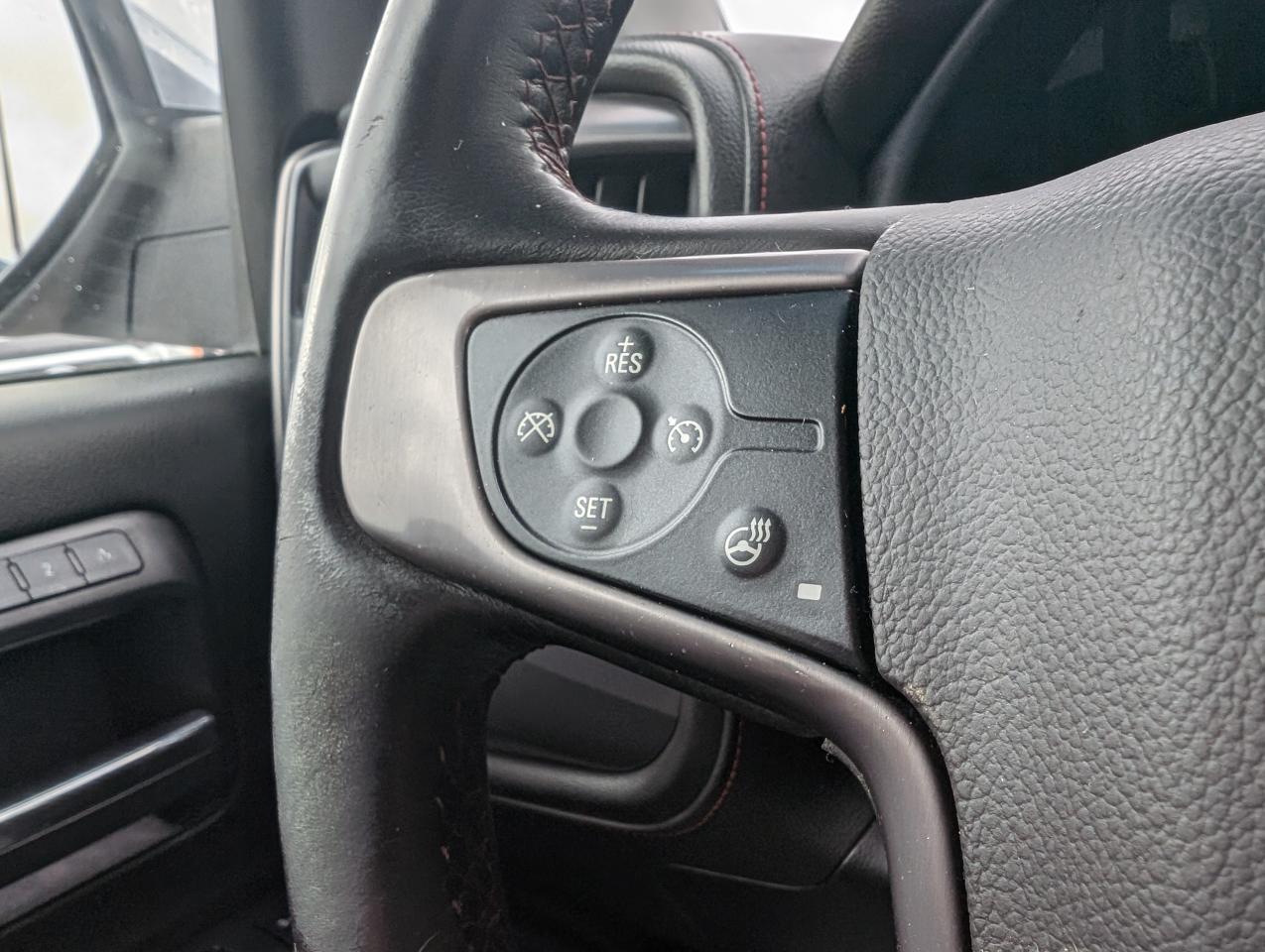 2014 GMC Sierra 1500 SLT | Leather | Heated Steering | Heated Seats - Photo #12