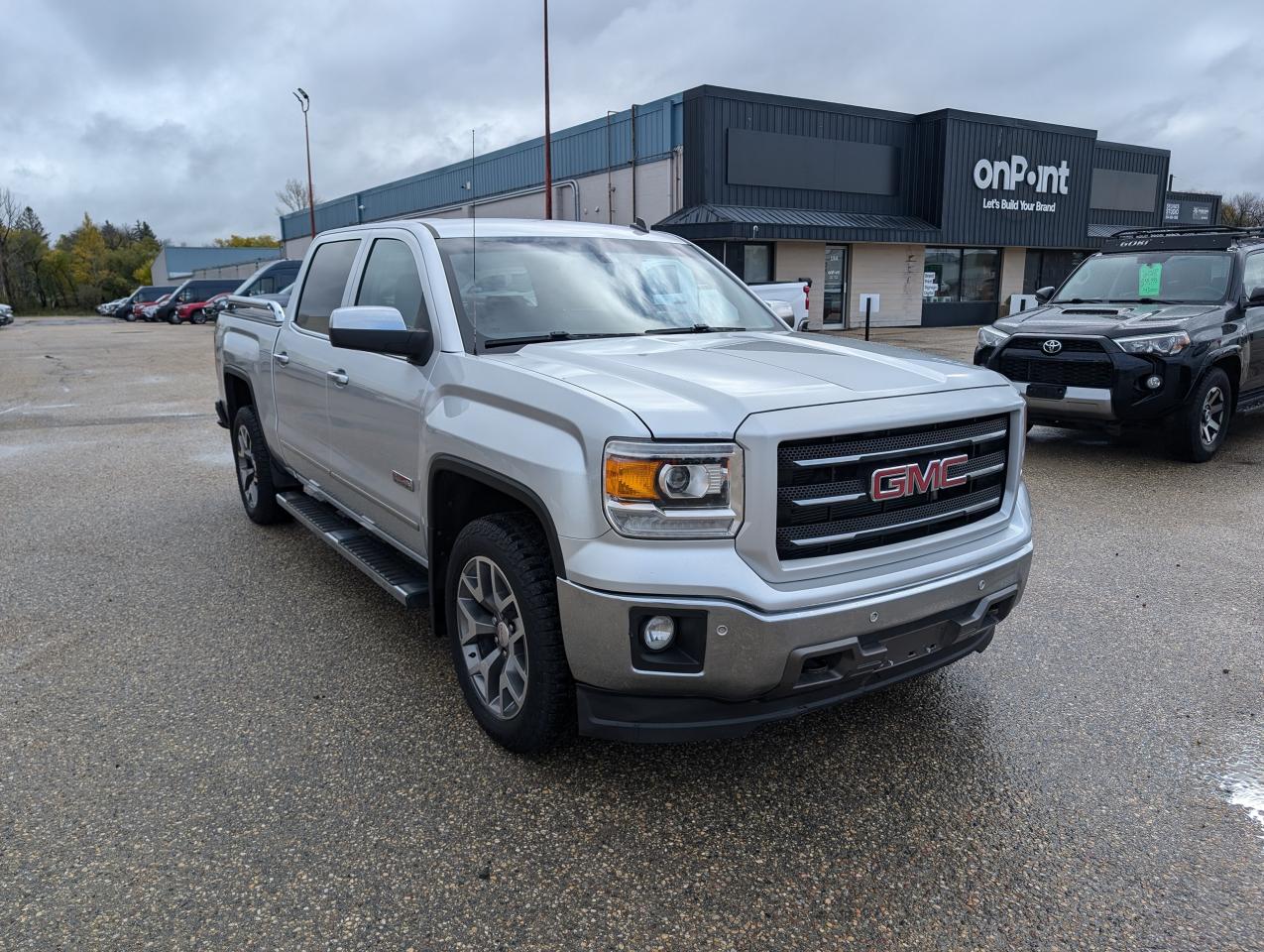 2014 GMC Sierra 1500 SLT | Leather | Heated Steering | Heated Seats - Photo #2
