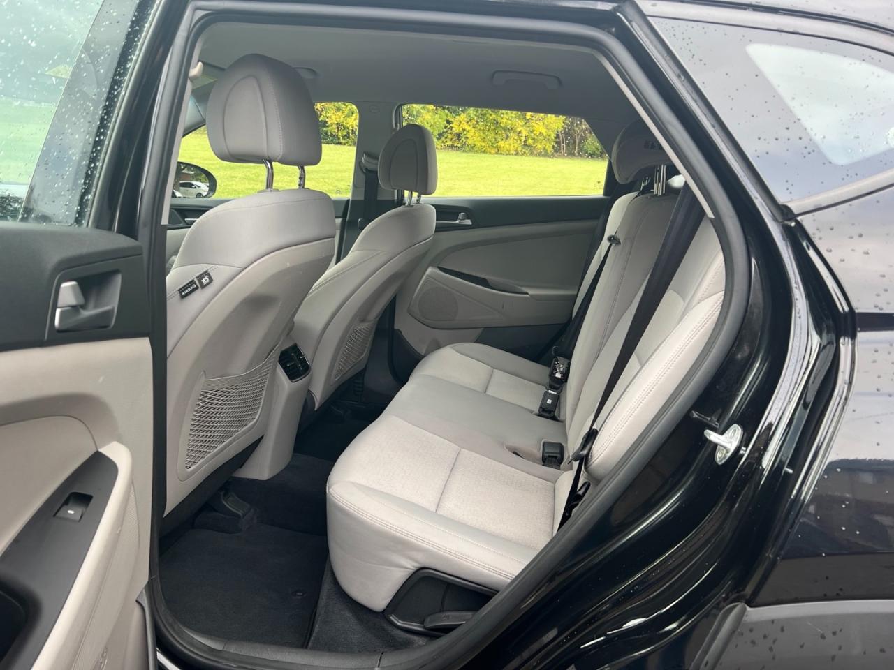 2017 Hyundai Tucson SE AWD * One Owner / Clean Carfax - Photo #11