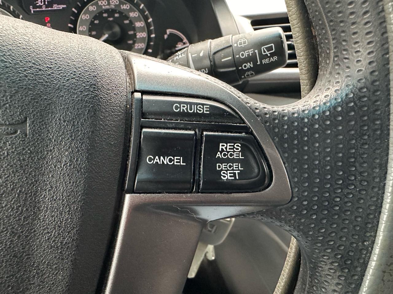 2014 Honda Odyssey SE - Photo #14
