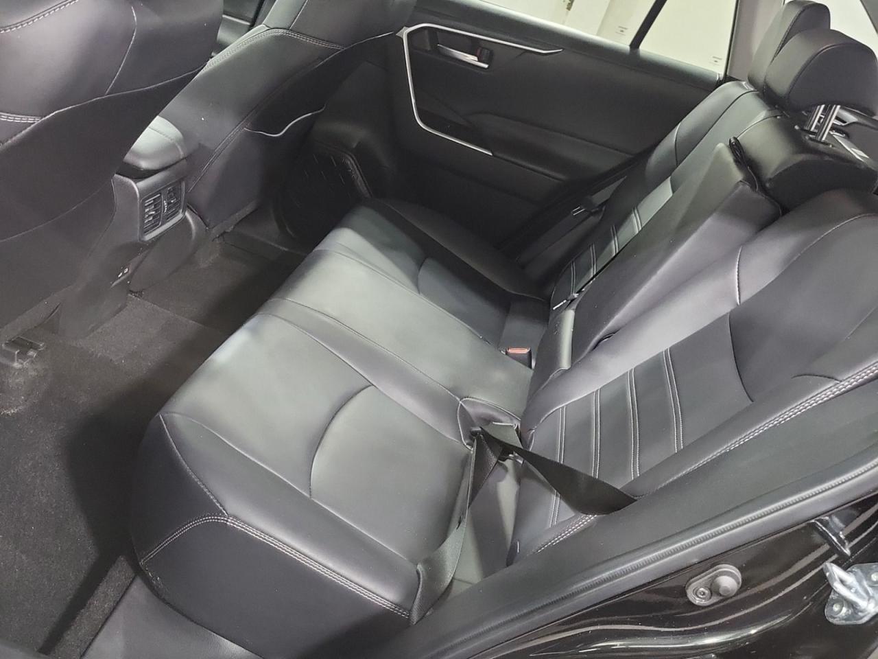 2024 Toyota RAV4 PREMIUM XLE LEATHER AWD TOYOTA WARRANTY - Photo #3