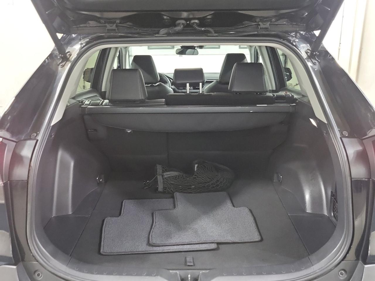 2024 Toyota RAV4 PREMIUM XLE LEATHER AWD TOYOTA WARRANTY - Photo #4