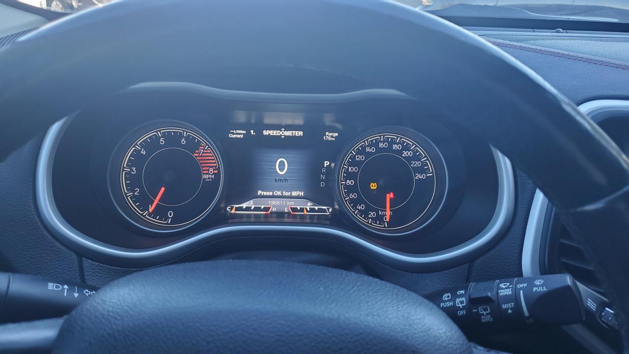 2017 Jeep Cherokee 4WD 4dr Trailhawk-"NO TAX SALE-MAX $2000-LTD TIME Photo