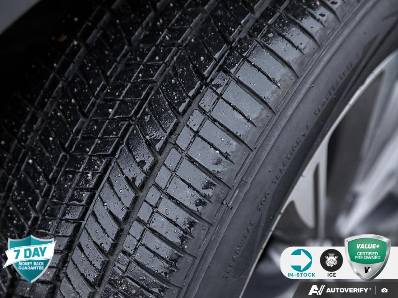 2020 Lincoln Corsair Reserve 200A | ELEMENTS PACKAGE | NAVIGATION SYSTEM | FRON Photo