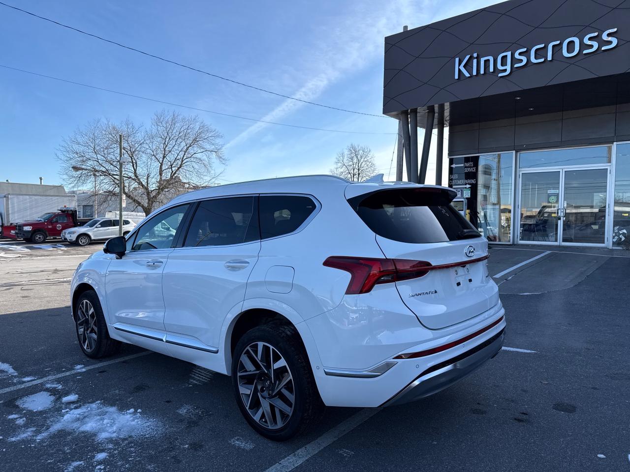 2023 Hyundai Santa Fe Ultimate Calligraphy Photo2