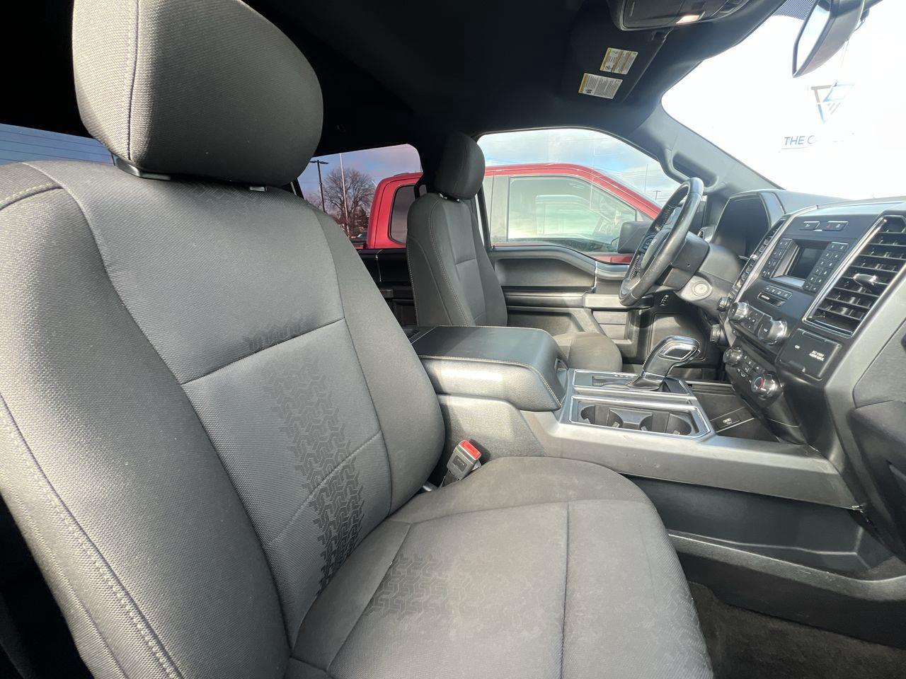 2018 Ford F-150 XLT 4X4, SIRIUS XM, BACK UP CAMERA!! Photo