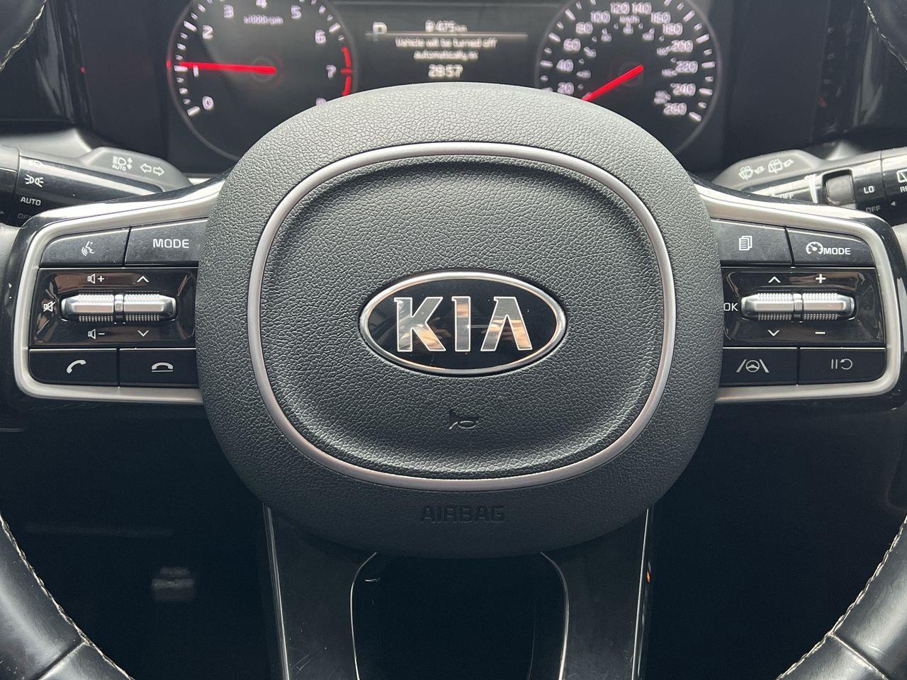2021 Kia Sorento 2.5L LX Premium AWD, 7 PASSENGER, SIRIUS XM, HEATED STEERING WHEEL, HEATED FRONT SEATS, BACK UP CAM!! Photo