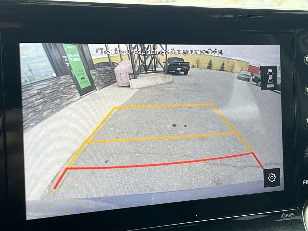 2021 Kia Sorento 2.5L LX Premium AWD, 7 PASSENGER, SIRIUS XM, HEATED STEERING WHEEL, HEATED FRONT SEATS, BACK UP CAM!! Photo