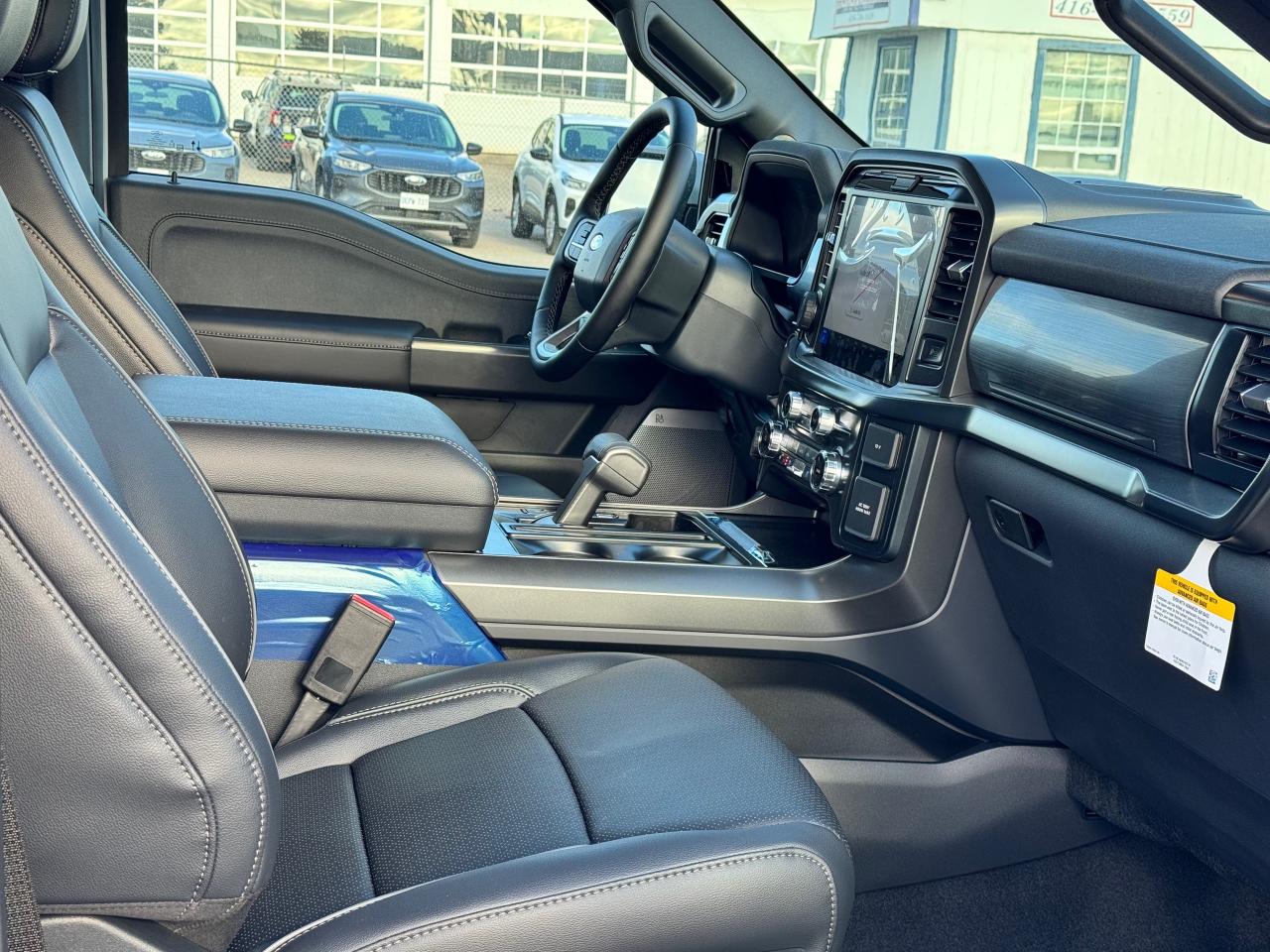 2025 Ford F-150 Lariat Photo