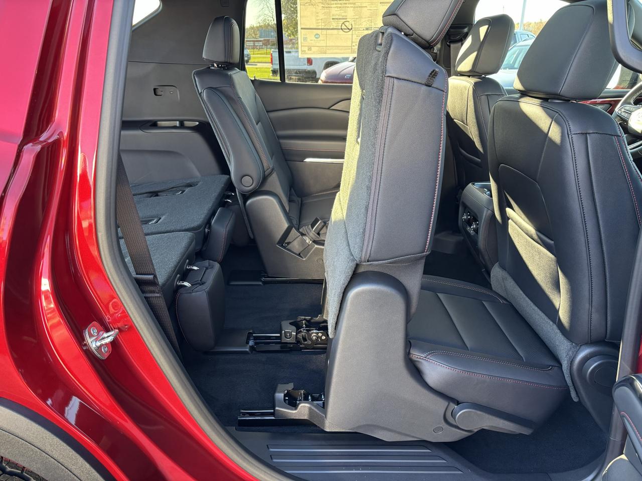 2026 Chevrolet Traverse 2026 Chevrolet Traverse Z71 AWD Photo