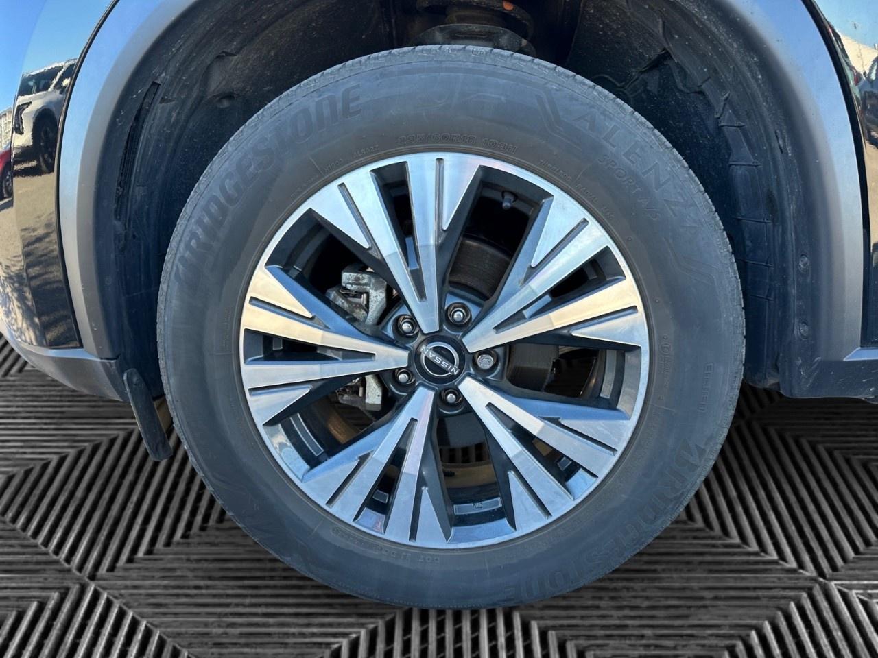 2023 Nissan Rogue AWD SV Moonroof Photo