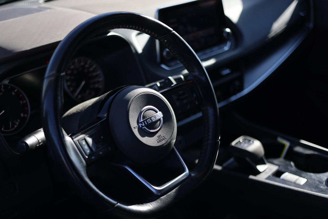 2023 Nissan Rogue AWD SV Moonroof Photo