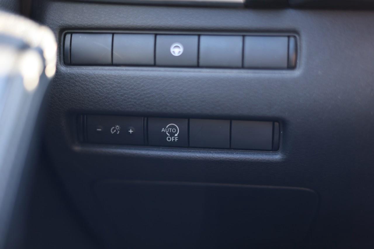 2023 Nissan Rogue AWD SV Moonroof Photo