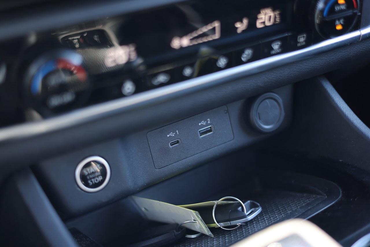2023 Nissan Rogue AWD SV Moonroof Photo