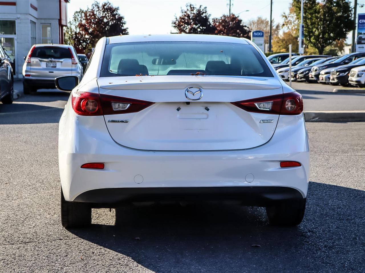 2018 Mazda MAZDA3 GT Grand Touring MT 4-Door Photo4
