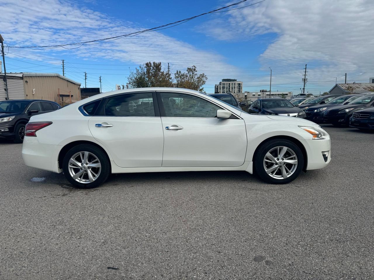 2015 Nissan Altima 2.5 SV - Photo #4