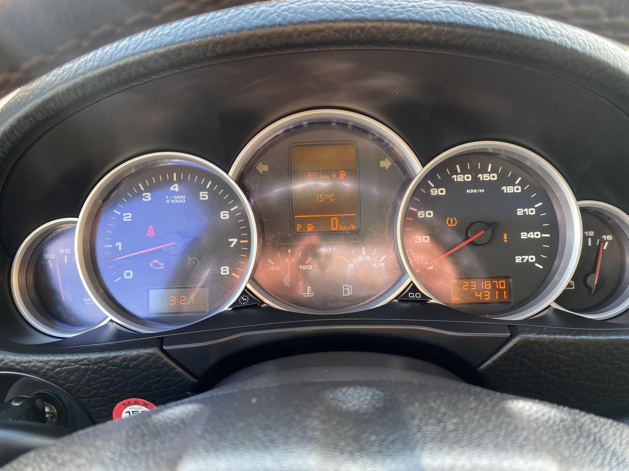 1761076142