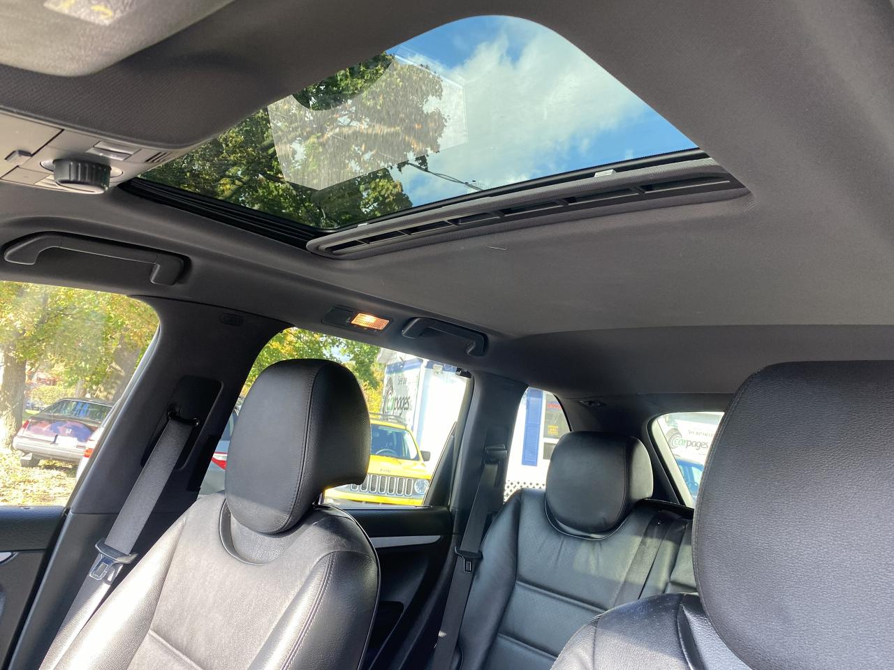 2010 Porsche Cayenne Automatic/Leather/Sunroof/Backup Sensors - Photo #16