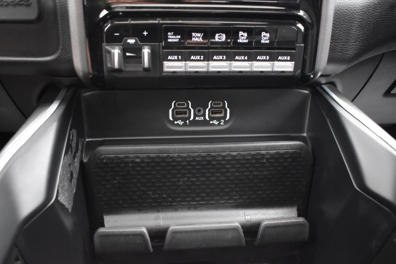 2021 RAM 3500 Big Horn 4x4 Crew Cab 8' Box - Photo #21
