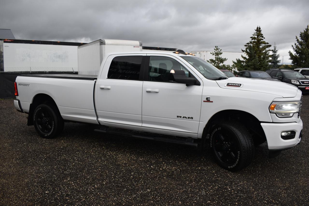 2021 RAM 3500 Big Horn 4x4 Crew Cab 8' Box - Photo #9