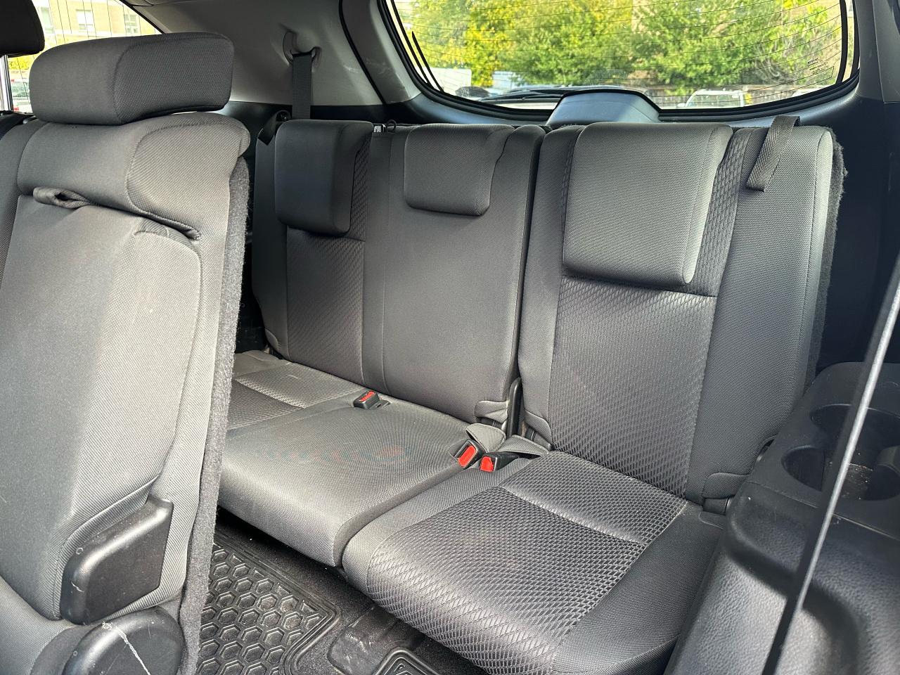 2018 Toyota Highlander LE - Photo #11
