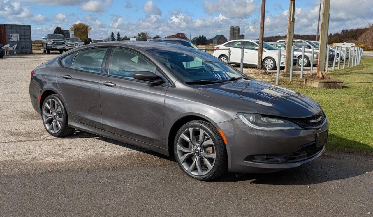 2015 Chrysler 200 200 S FWD - Photo #7
