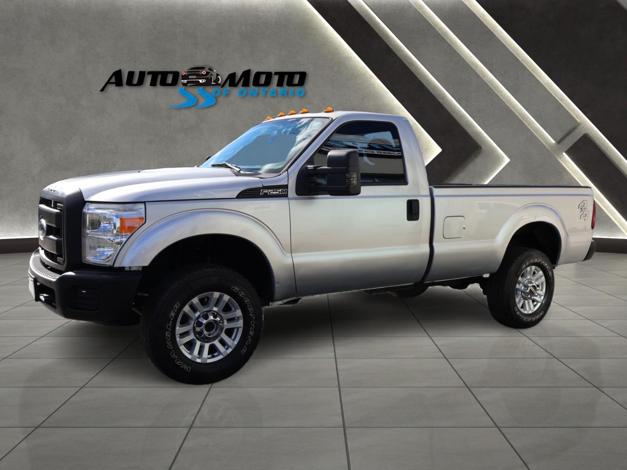 2015 Ford F-250 SD 6.2L V8 XL 4WD LONG BED CERTIFIED *ACCIDENT FREE**LOW KMS* CRUISE ALLOYS - Photo #3